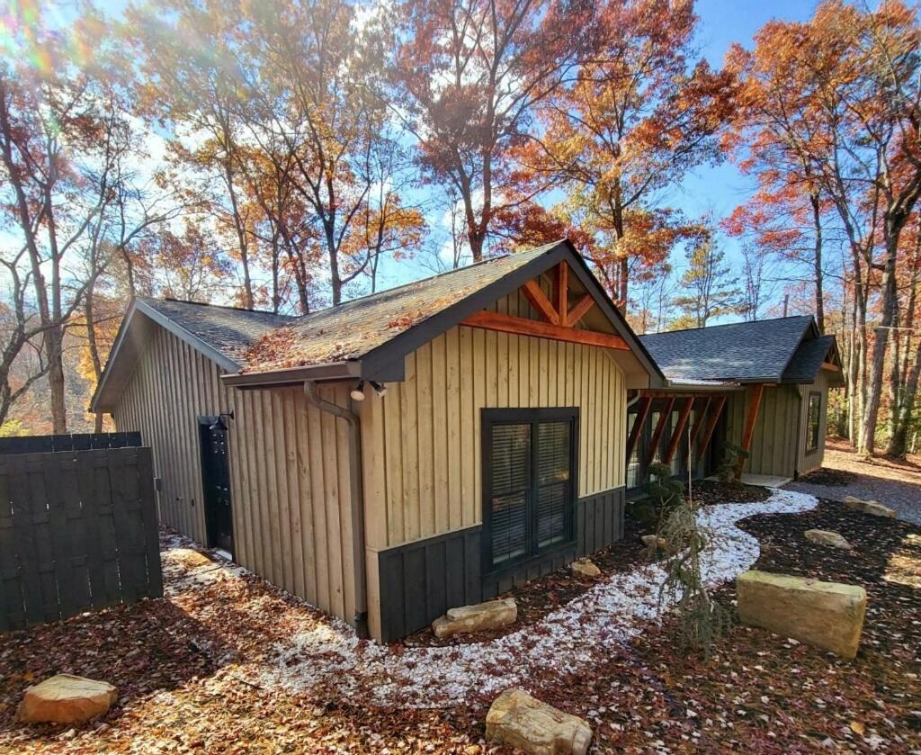 Bigfoots Retreat Chalet Villa Gatlinburg Exterior photo